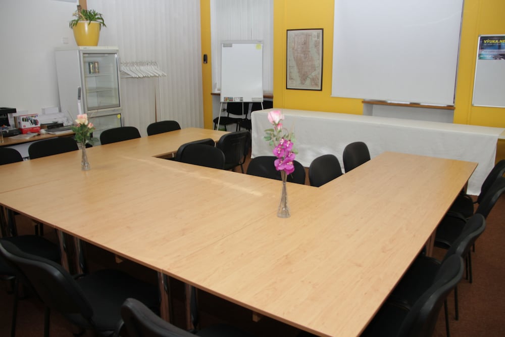 meeting & event spaces