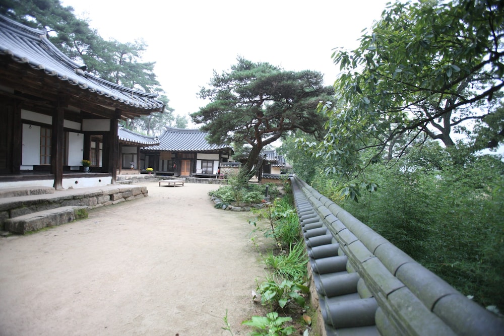 Okyeon pavilion