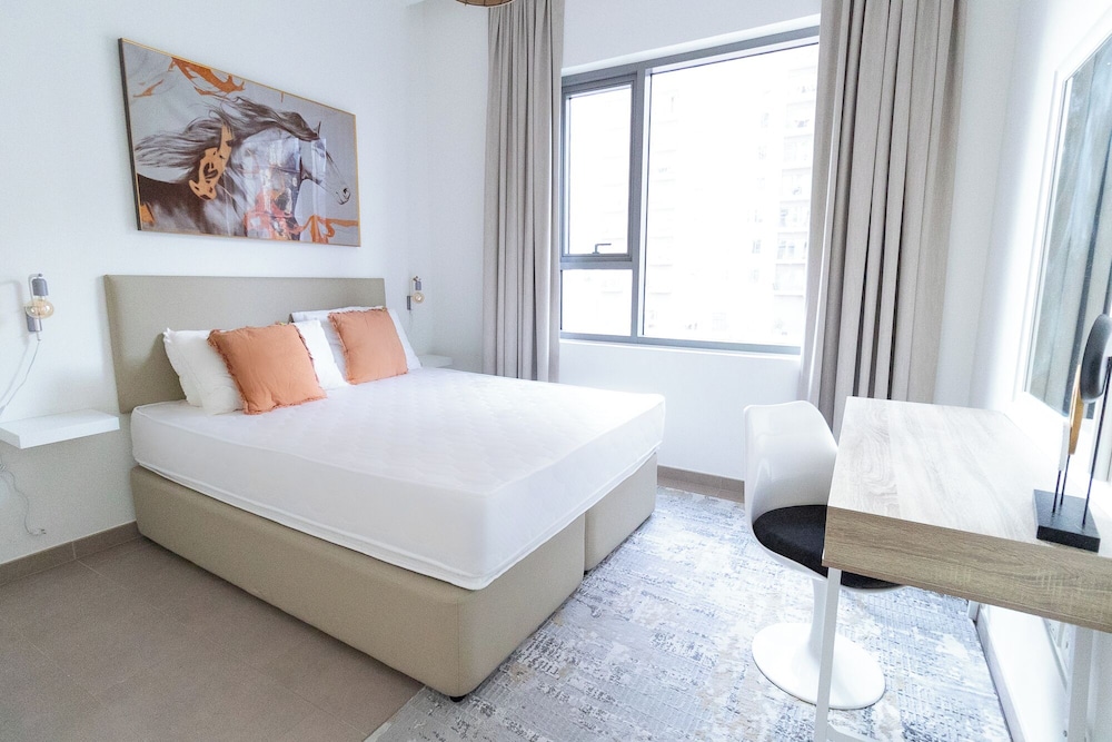 HAPPY SEASON I Park Heights 2 Dubai Hills 1BR