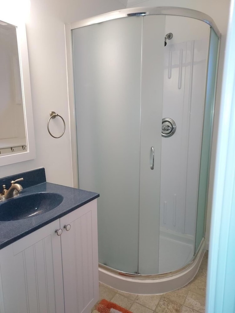 Wilmington Avenue 12 #5