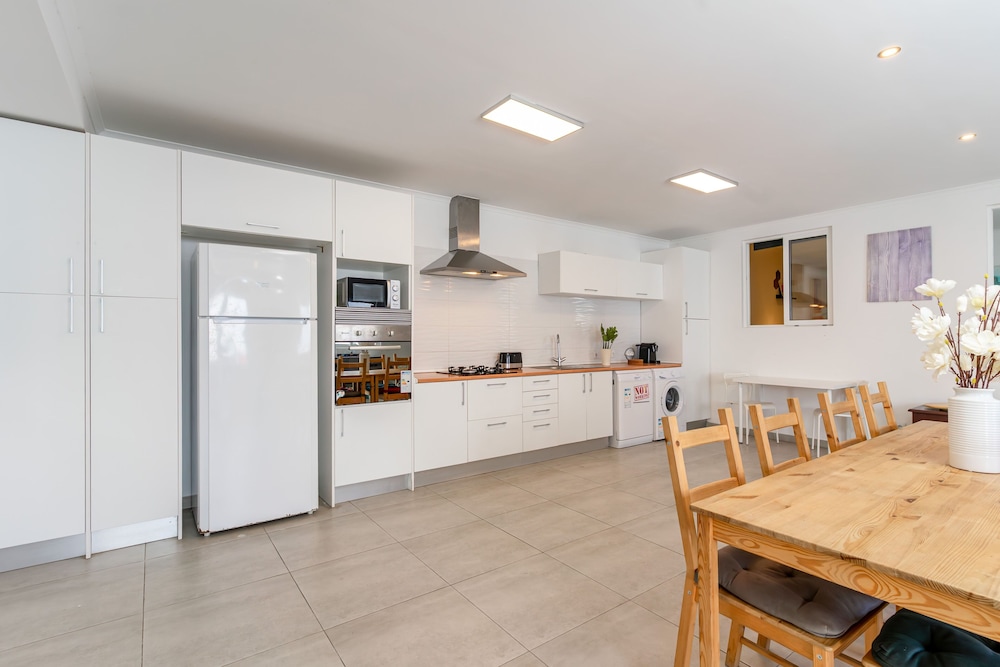 Caparica Poshtel