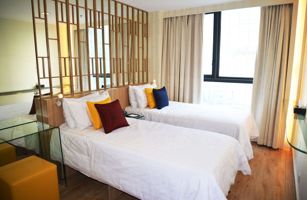 IW Hotel