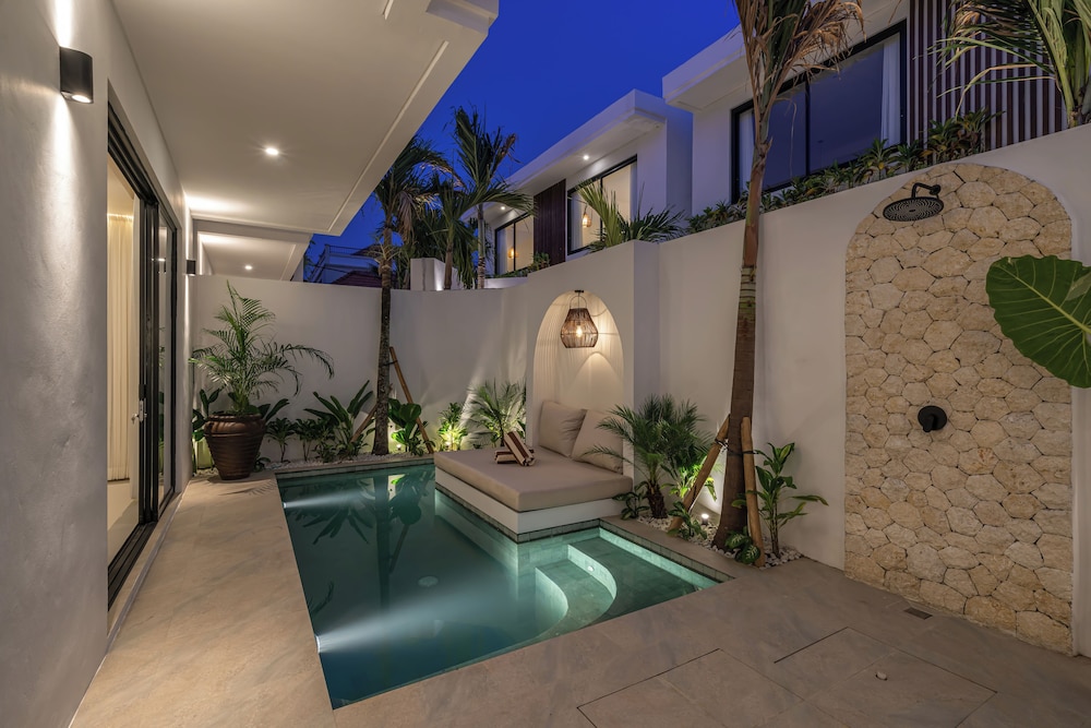Nova Oasis 1