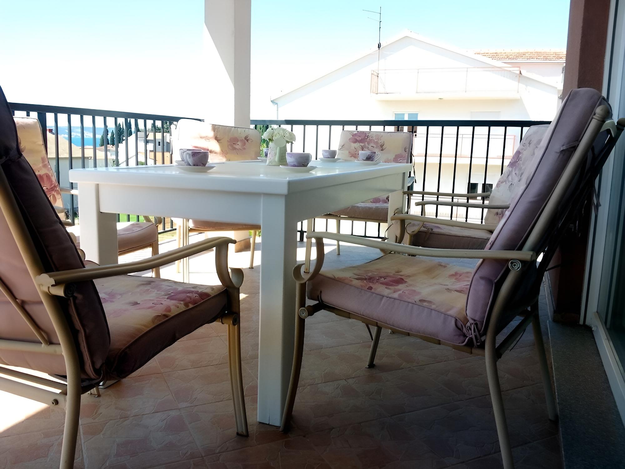 Maria - Compfortable and Cosy - A1