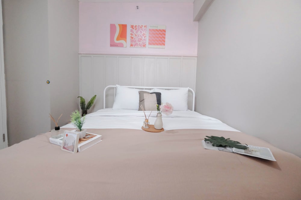 Soft Toned And Comfy 2Br Near Mall At Bassura City Apartment