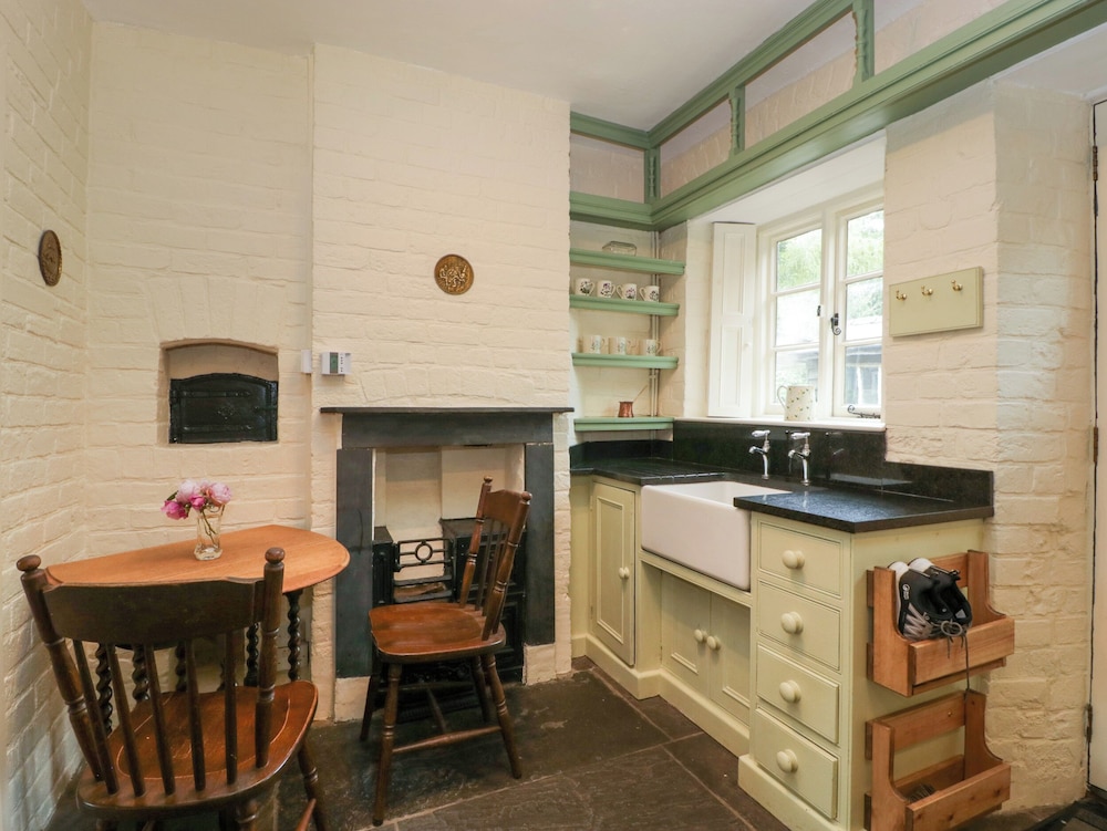 Teacher's Cottage