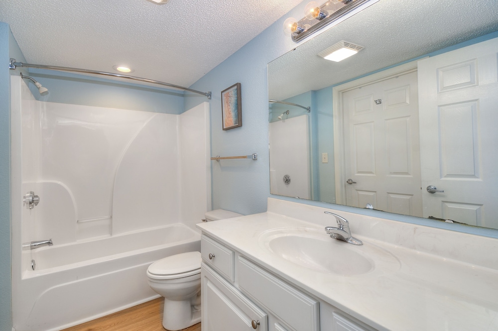 Grand Atlantic by Elliott Beach Rentals