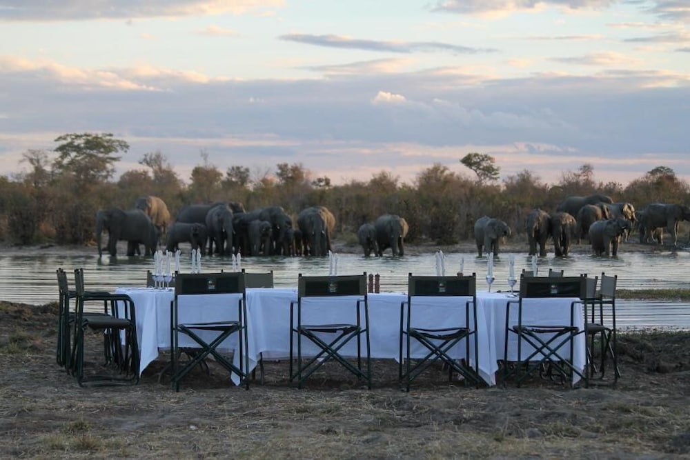 Elephant's Eye, Hwange