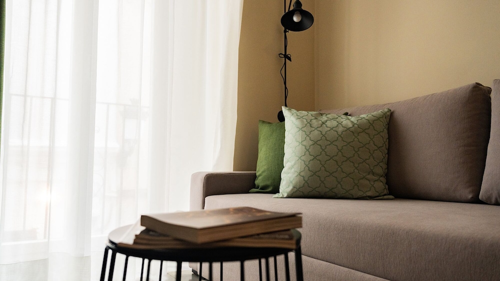 Qazris Suites
