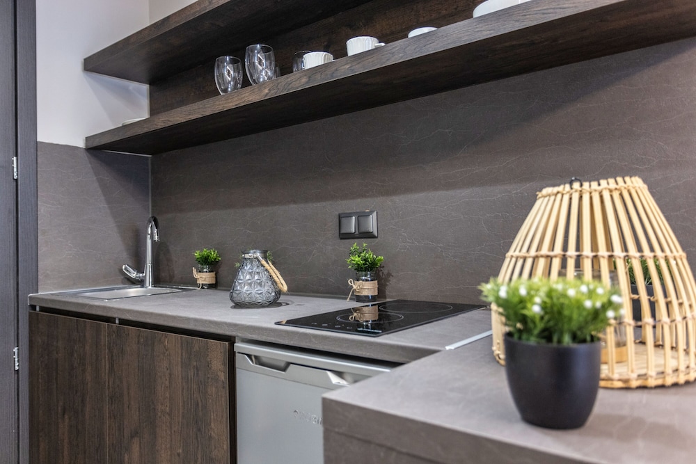 Evitel Luxury Living view 5