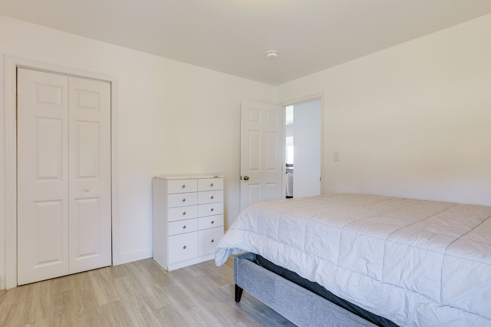 Oceanfront Cottage on Cape Cod Bay w/ Game Room