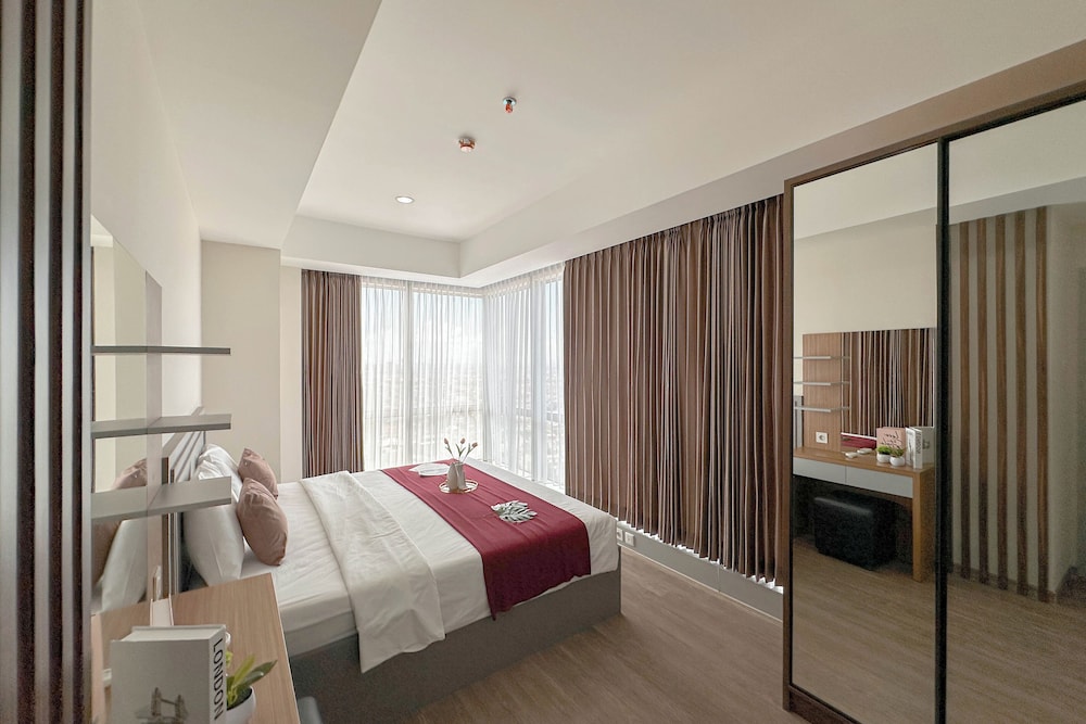Ivory Nest 2Br At Grand Sungkono Lagoon Apartment