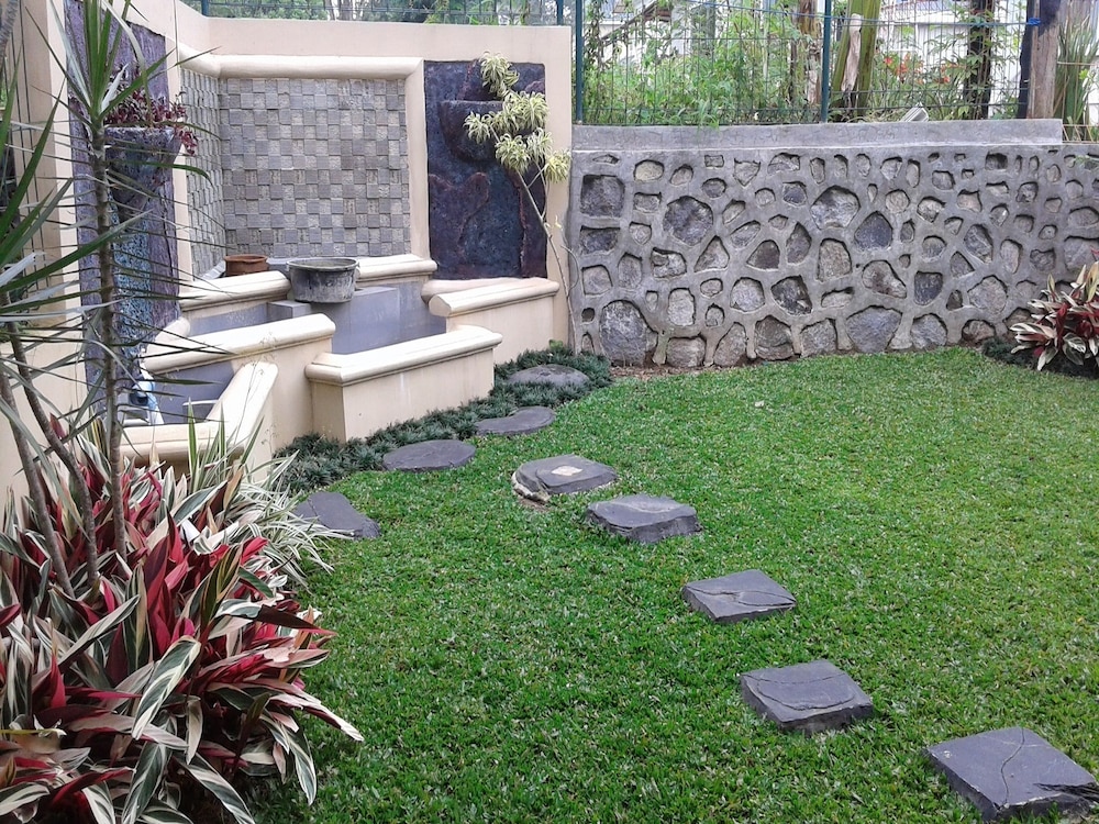Villa Puncak Resort