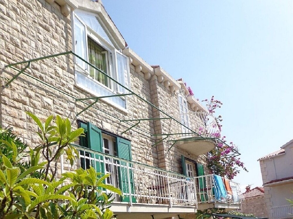 Brane - 150m From sea - SA2