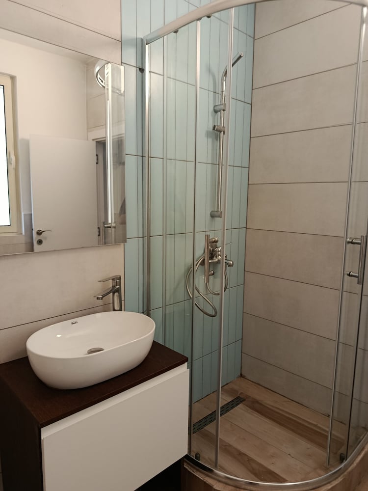 Nolo Rooms and Suites