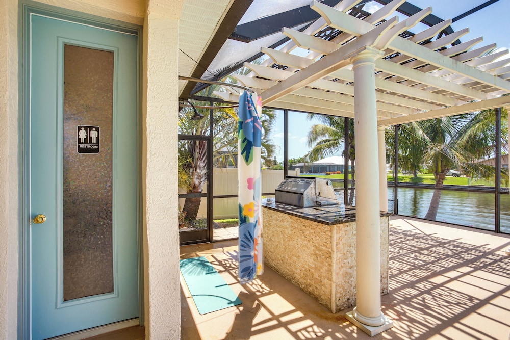 Dock & Outdoor Oasis: Waterfront Cape Coral Home