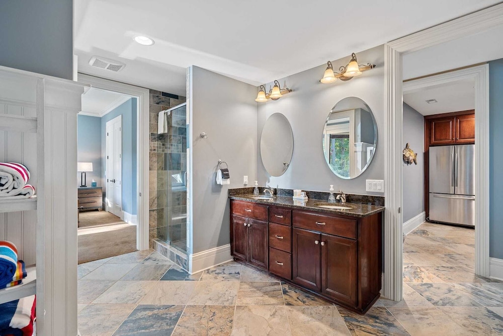 Livin' Large Lake Norman Estate w/ Pool, Dock, Game Room & Scenic Views