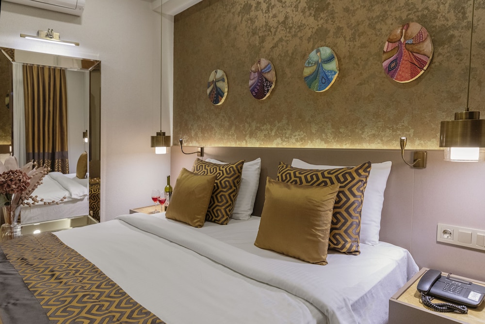 Ayramin Deluxe Hotel - Image 67