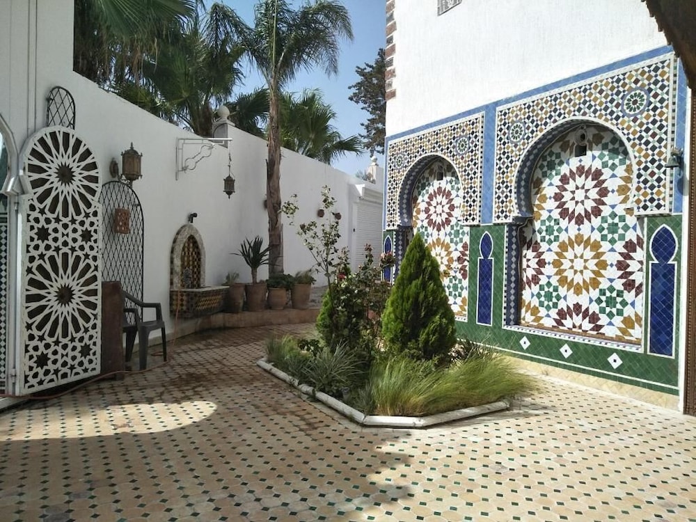 Malabata Guest House