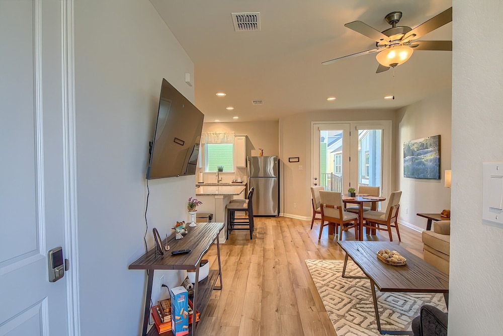 Ot 2125 Creekside Cottage 2 Bedroom Home