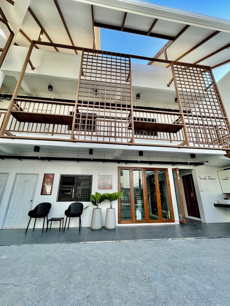 Secret Corner Boutique Hostel