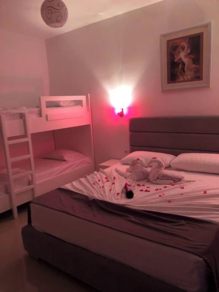 Vila Xhafa