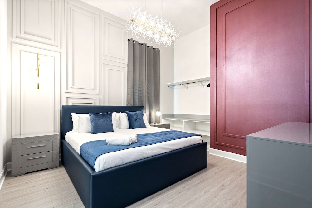 Themed Kids' Rooms, Pool & Game Loft Near Disney