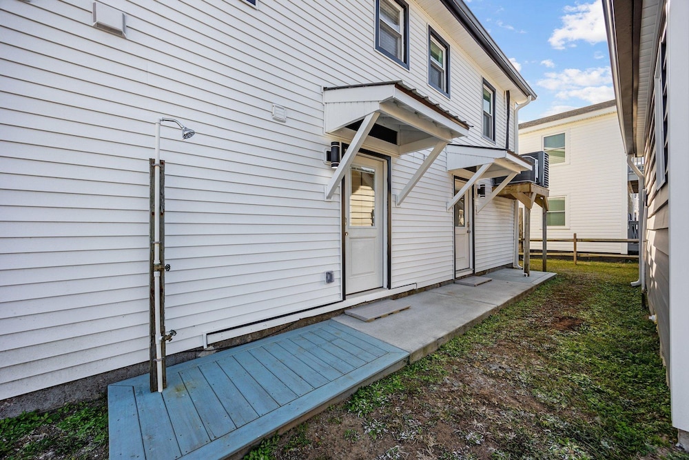 Elvi s Beach House Unit A