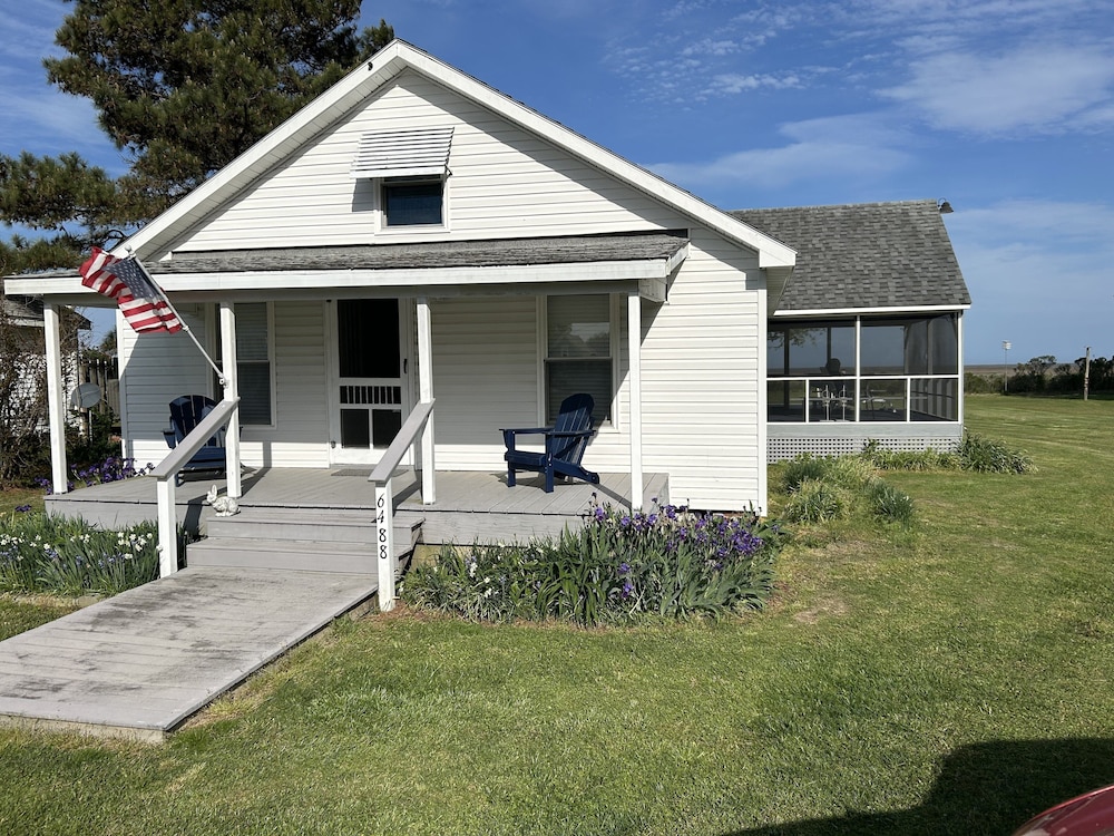 Oyster Cottage In Historic Fishing Village 2 Bedroom Cottage
