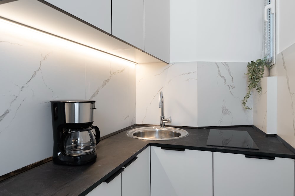 Koukaki Golden Lofts