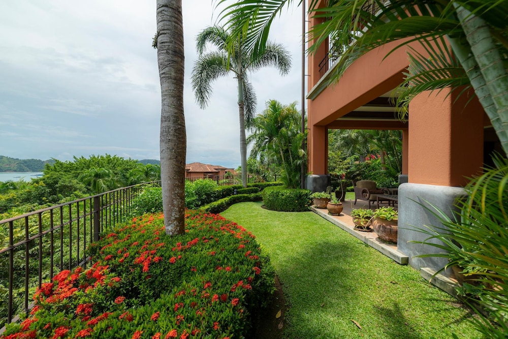 Montebello 1E 3 bed 3 Bath Ocean View