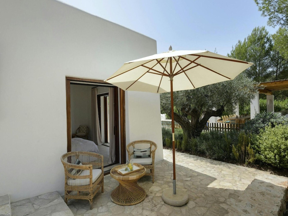 Holiday Home With Children Play Area