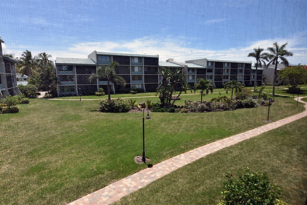 Photo 48
