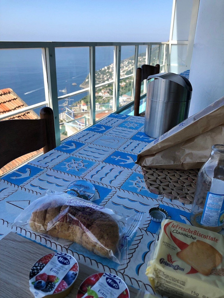 La Vela Bed & Breakfast