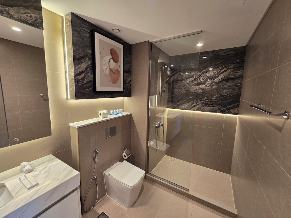 Royale Highend Burj and Fountain View