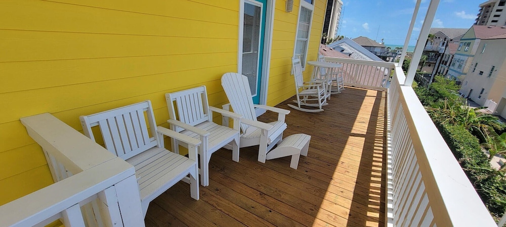 121 Snapper By The Sea 4 Bedroom Home