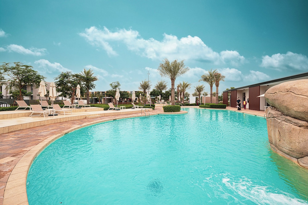 Arabian Ranches 3 Luxury 4 Bedroom Villa