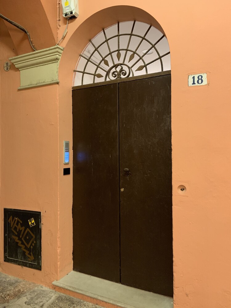 L'8 Boutique Via Piella photo 1
