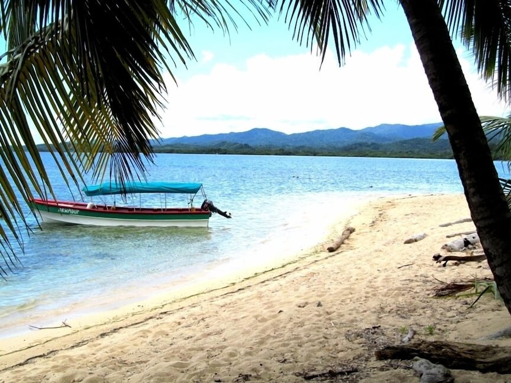 Dolphin Lodge Uaguinega