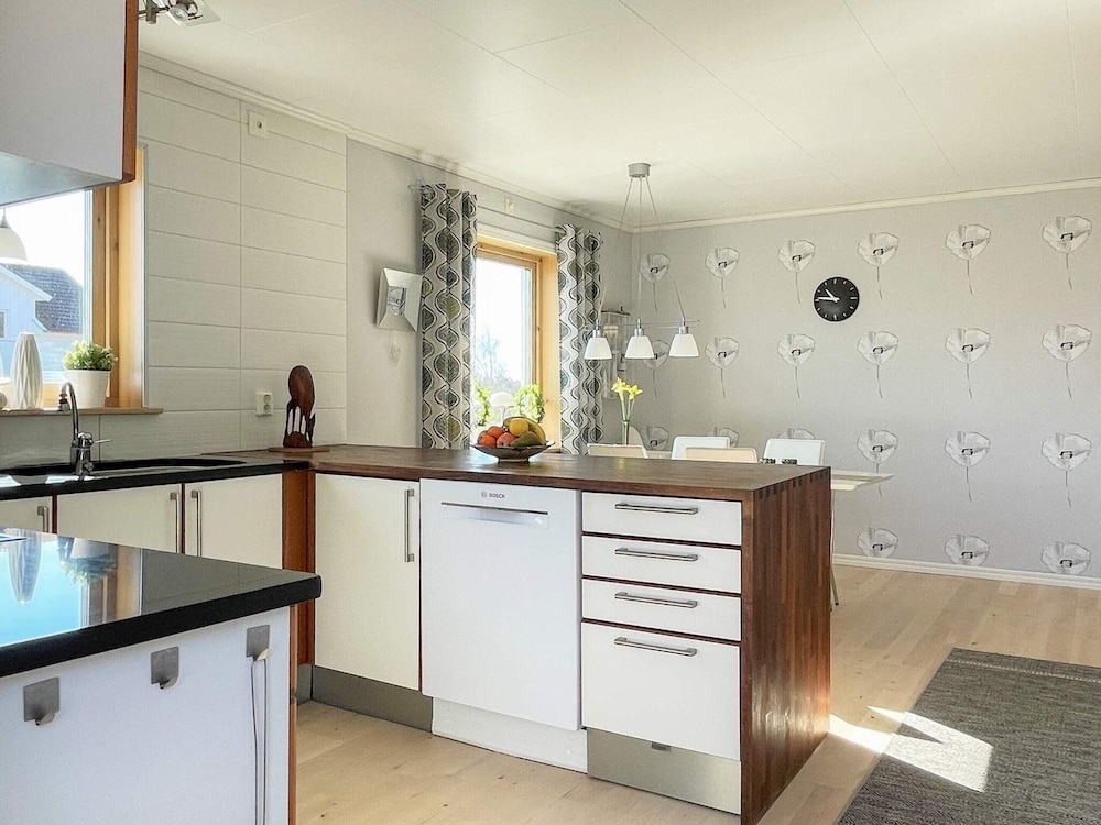 8 Person Holiday Home in Vastra Frolunda-by Traum view 3