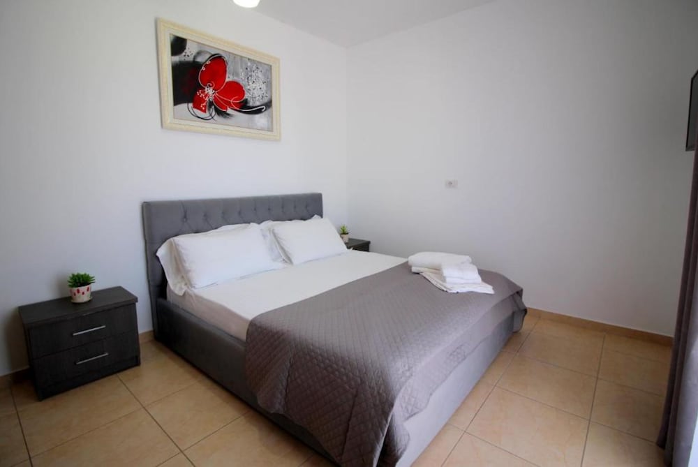 AR Apartments