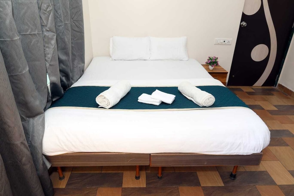 Coastal Gateway Resort, 3 min walk to Nagaon Beach