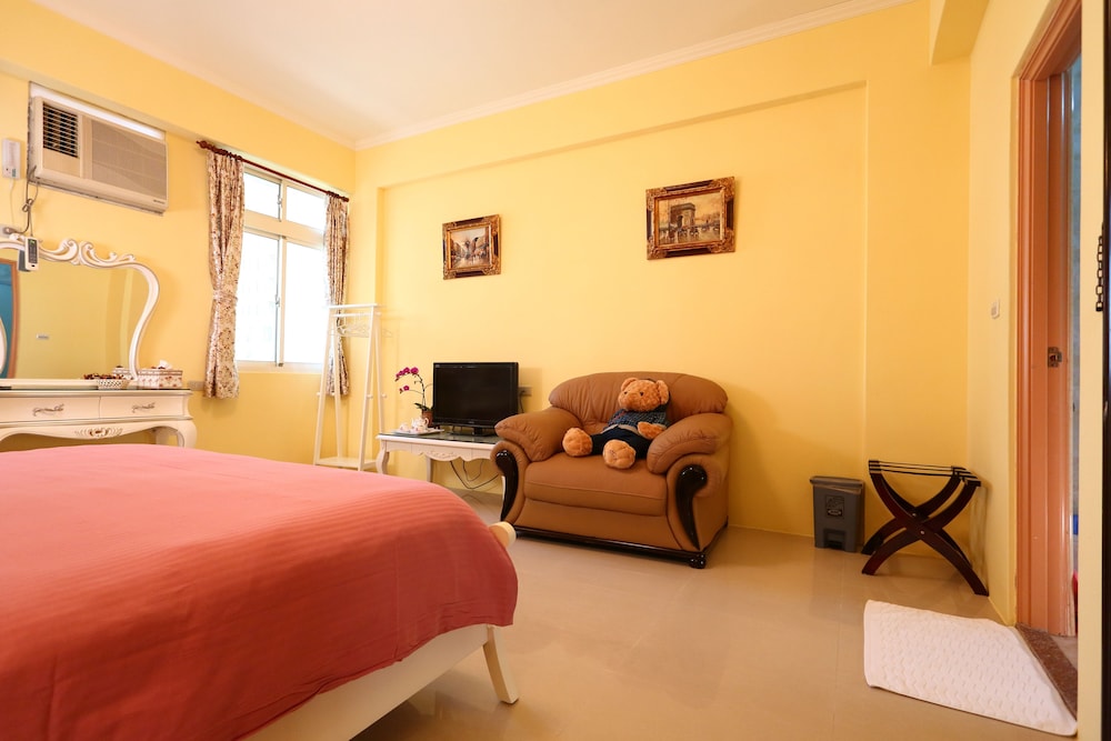 Love Family Hostel