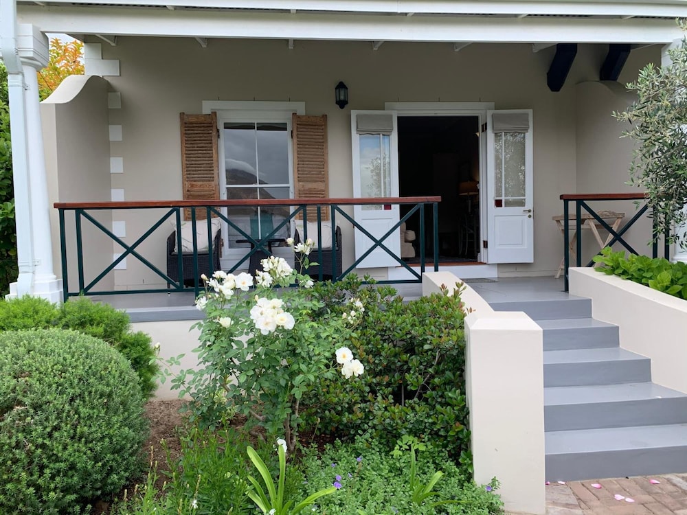 Montagu Vines Guest House