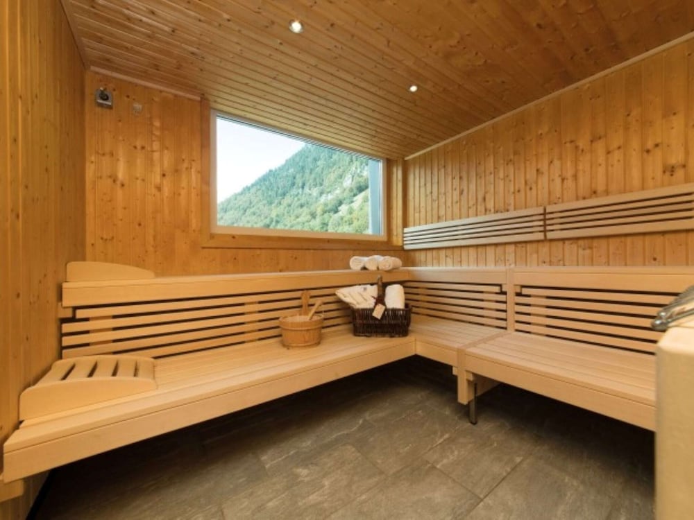Majestic Apartment in Klosterle With Sauna on the Arlberg Met Terras