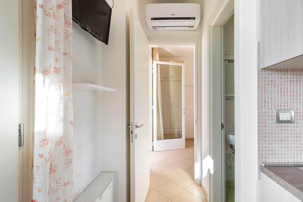 2135 Casetta Milena view 2