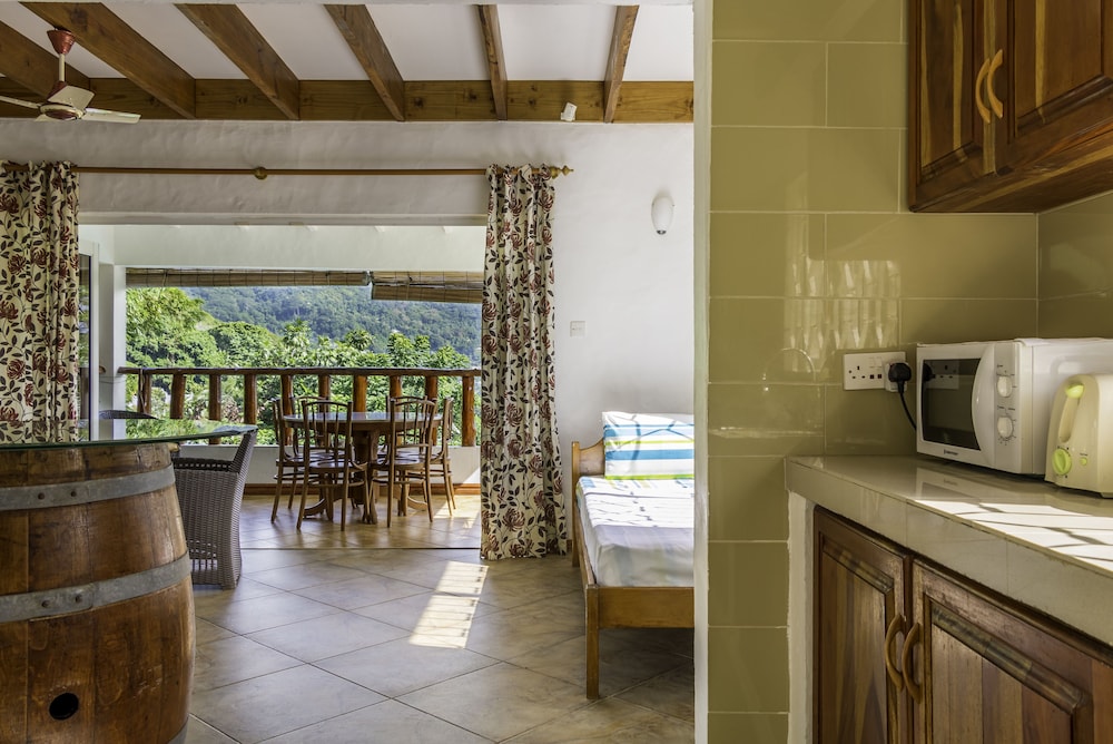 Lemongrass Lodge