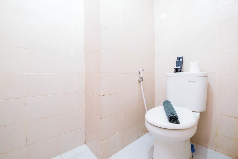 Simply Studio Room At Titanium Square Apartment