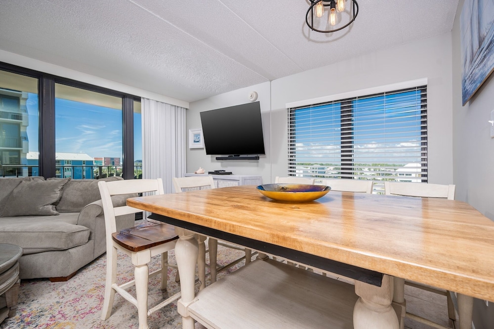 Island Winds East 311 3 Bedroom Condo