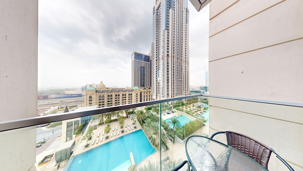 Primestay - Al Habtoor City- Amna Tower